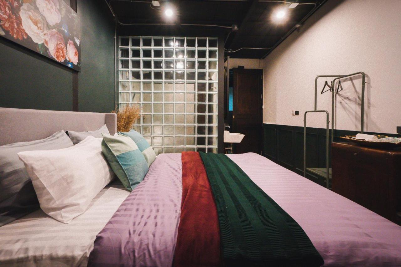 Mojo Old Town Phranakorn Hotel กรุงเทพมหานคร ภายนอก รูปภาพ